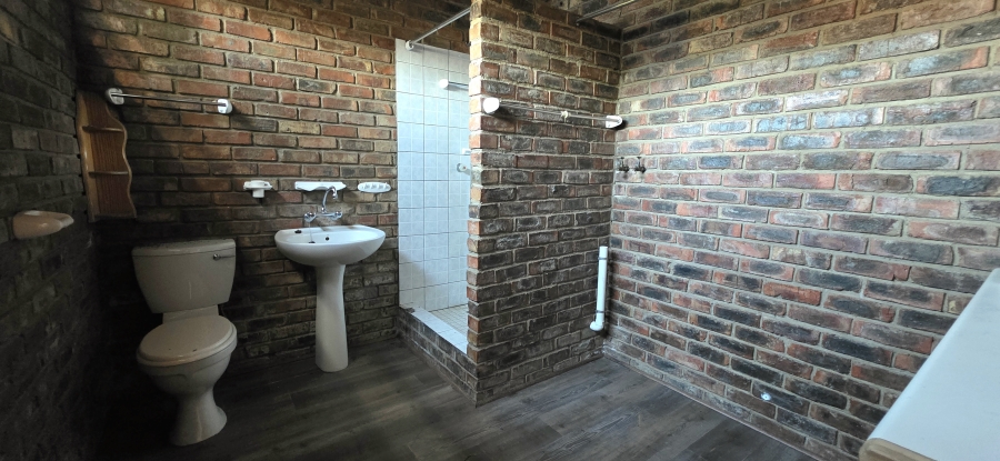 3 Bedroom Property for Sale in Naudeville Free State